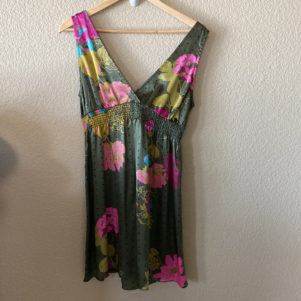 Flounce blouse
